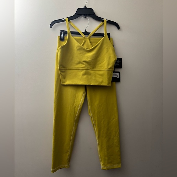 DYI Cress Green Take Control Top and Leggings and Set - Picture 1 of 6